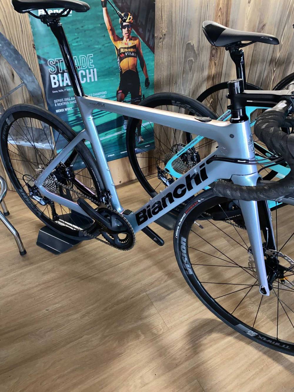 bianchi-aria-e-road-min