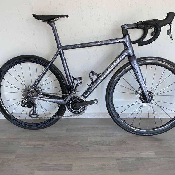 colnago-c64-gris-min